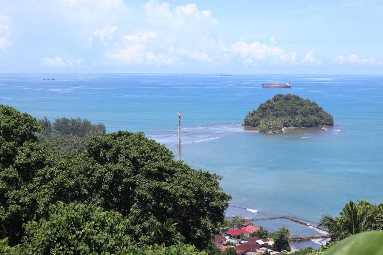 The View Padang, Amazing View, 8 Mins Mentawai Fast Ferry, Cold Beer,Close To Restaurants Padang (Sumatra) Exterior photo