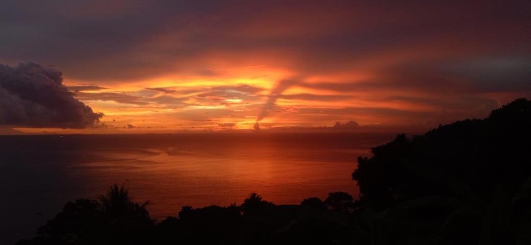 The View Padang, Amazing View, 8 Mins Mentawai Fast Ferry, Cold Beer,Close To Restaurants Padang (Sumatra) Exterior photo